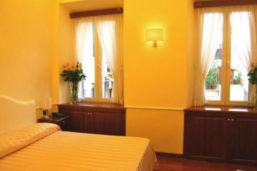 Luxury Ludovisi Rooms Rome Bagian luar foto