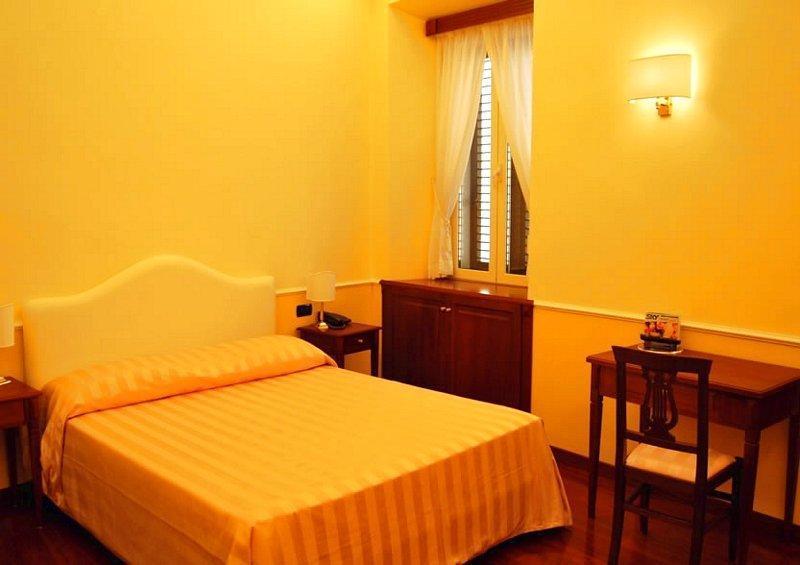 Luxury Ludovisi Rooms Rome Bagian luar foto