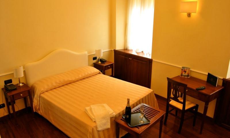 Luxury Ludovisi Rooms Rome Bagian luar foto
